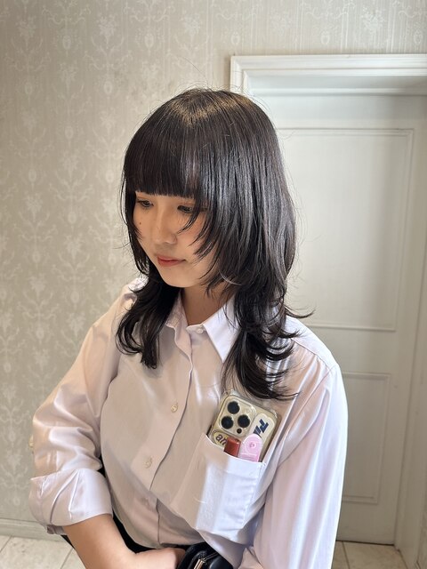 ロングヘアウルフカットロングウルフロングレイヤー黒髪