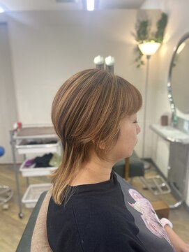 ビィーワンイースト(Be 1 EAST) ウルフカット