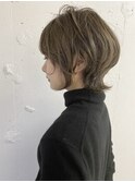 くびれショートウルフハイライトボブウルフ　ウルフカット