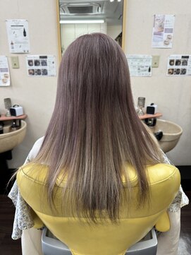 アツミ バレイヤージュカラー