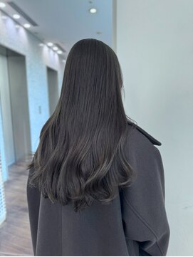 ザック ヴィ(ZACC vie) 9トーン / ピスタチオグレージュ /ロングレイヤー