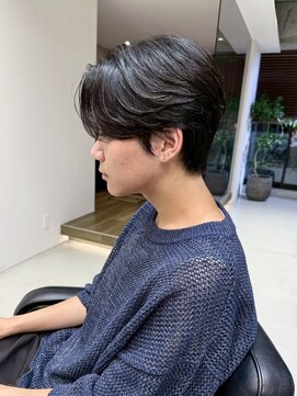 ファルベ(Farbe) フェザーパーマ/サーフカール/刈り上げセンターパート