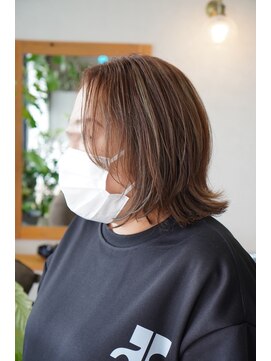 ライトリー(LYTRIE) 外はねミディ