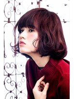 メルクマール(MERKMAL)&nbsp;ミックスカールの小顔ボブ。