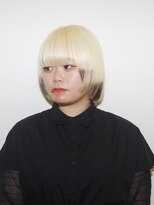 ノート(Nought) 10代20代ブリーチブロンドヘアレイヤーボブ小顔ヘア