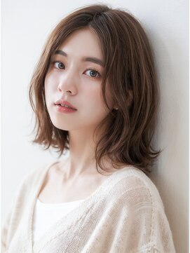 イリイリ(iliili) ★大人可愛いエアリーボブ★