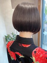 イルウィ(irwi)&nbsp;【トレンド】　艶髪　前下がりボブ