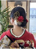 成人式シニヨンアレンジ .*。