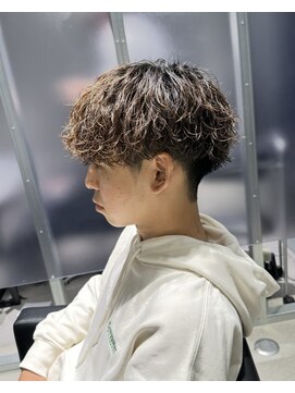 グランツ 天神赤坂(GLANZ) マッシュ/波巻きパーマ/メンズパーマ/ツイストスパイラルパーマ