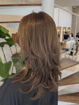 ピークスヘア(peaks hair) レイヤーカット ハイレイヤー ブリーチなしベージュ 堀江 新町
