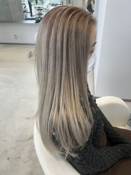 リタブランシェ(Lita branche) 海外風ナチュラルシャドールーツ