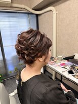 エニル(ENYL) 上品な夜会巻きアレンジスタイル