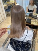 くすみベージュ ケアブリーチ 切りっぱなし 艶髪横浜★