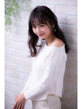 ヘアーアートシフォン 池袋西口店(Hair art chiffon) 似合わせカットで個性的斜めバングで大人かわいいナチュラルボブ