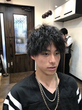 ガイズ ヘアー イサミ(GUY'S HAIR 133) ツイストパーマスタイル