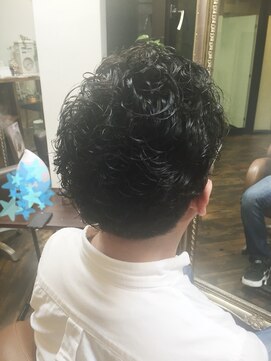 カルフール アメニタ ヘアー(carrefour AMENITE HAIR) ツーブロックメンズパーマ