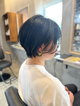プリームヘアーホワイト(Pleame hair WHITE) コンパクトショート