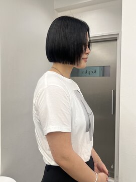 ケプカ(KEPKA) コンパクト顎ラインボブ