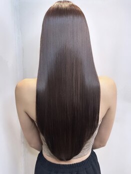 オーバーヘアー 姫路店(over hair)の写真/【姫路駅徒歩3分♪】ダメージレスな髪質改善でツヤ&潤いのある柔らかでナチュラルな仕上がりに♪