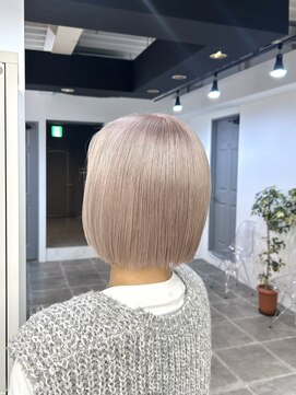 ペレ 栄店(PELE) イメチェン/ホワイトブロンド/外ハネボブ/ワイドバング/栄