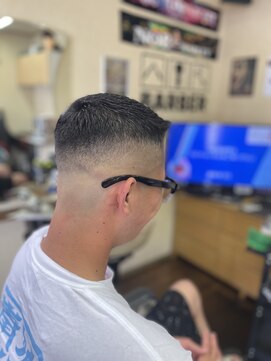 バーバーサトウ(BARBER SATO) フェザーアップ