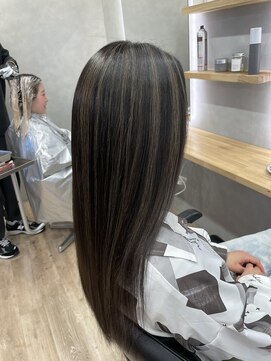 ノアル 大宮店(NOAHL) 白髪ぼかし/ハイライトカラー/カラー/透明感/ハイライト/大宮