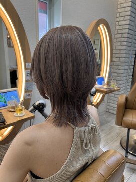 アドラーブル けやき通り店(adorable) ハイトーン×シルバーアッシュ◎透明感抜群ウルフレイヤーカット