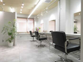 マアル(maal)の写真/【袋町/髪質改善】こだわりの少人数サロン♪丁寧なカウンセリングで大人可愛いスタイルをご提案◇