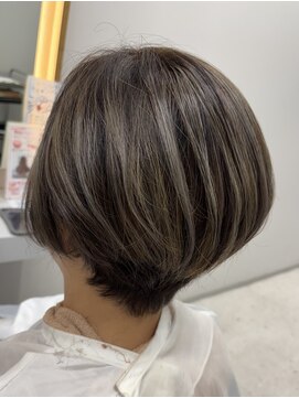 フィゼル 南堀江店(fizelle) ハイライト×ショート