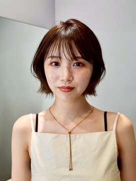 ヒュー 広島(HEW) 20代30代くびれボブ