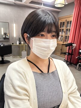 ショートボブ×小顔レイヤー