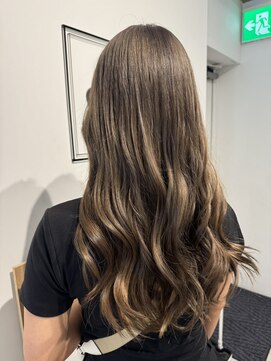 ギルド 東久留米店(GUILD) 透明感ベージュ×ロングヘア