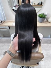 デイワン(DAY.1) 細毛改善にも◎艶髪になれるカシミアストレート