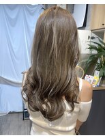 マノハル(MANOHARU)&nbsp;ブリーチなし　育てるハイトーン　透明感グレージュカラー