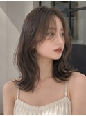 くびれセミロングアッシュグレーハイレイヤーくびれ巻き外ハネ☆