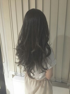 エイミー(Aimee) Aimee 町田 束感カール×オリーブブラック