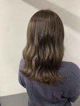 ジーナ 福岡天神(Zina) オリーブベージュ♪