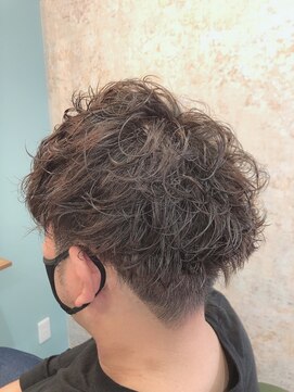 ピアニー(Peony) メンズパーマスタイル