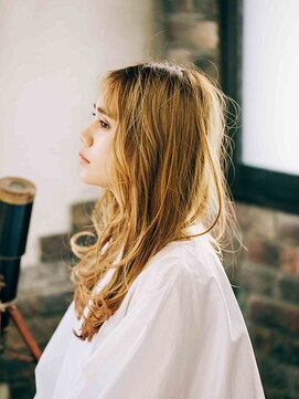 カラーサロンビスカリア 相模原エリア 淵野辺駅店(Color salon Biscaria) ロングレイヤー