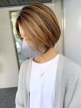 アイティー バイ アルバム 中野店(IT by ALBUM) エアタッチショート_ホワイトグレージュネビージュ_ba391602