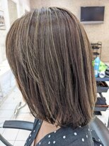 ヘアーデザインムーヴ(Hair design MOVE)&nbsp;白髪ぼかし　ポイントハイライト