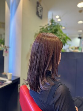 フリーダム ヘアー ザ ムー(Freedom Hair THE MOO) 秋冬カラー★ピンクブラウンのロングスタイル