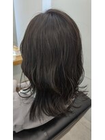 リュクスバトーバイトリコ 船橋南口店(Luxe BATEAU by tricot) ダークブラウン