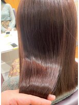 アノネ 熊の前店(anone)&nbsp;ピンクに染めながら、髪質改善