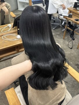 リヴ オオサカ(LIV OSAKA) ＊黒くない透明感ダークグレー＊