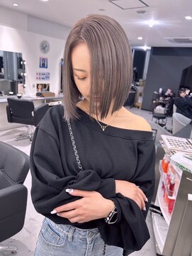 キング 梅田(K!ng) 縮毛矯正髪質改善ハイライトレイヤーカット梅田美容室エクステ