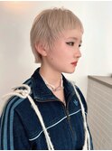 ミルクティーベージュ　ベージュ　ショート