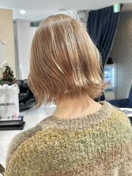 エアー 青山(AIR) ミルクティーベージュハイトーンカラーボブレイヤー