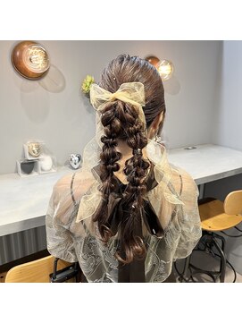 エイト 横浜店(EIGHT) ツインポニーアレンジ[髪質改善/ブリーチ/ダブルカラー/横浜］