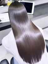 ユーザ(YUZA)&nbsp;美髪縮毛矯正×最高峰髪質改善トリートメント×グレージュ